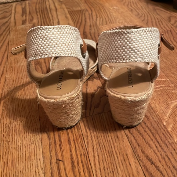 Lucky Brand Kyndra Bohemian Wedge Sandals in Tan w/metallic accents Size 9M/40 - Picture 8 of 16